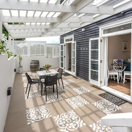 فندق Hampton Court Oneroa المظهر الخارجي الصورة